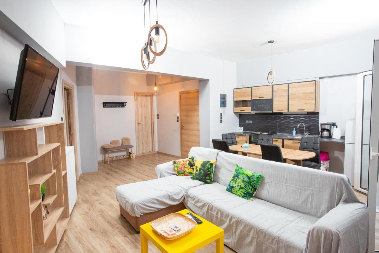 Matilda Central Apartment Aegina Esterno foto