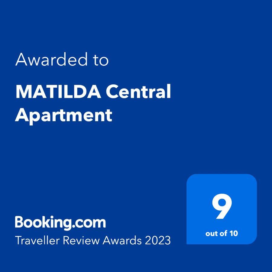 Matilda Central Apartment Aegina Esterno foto